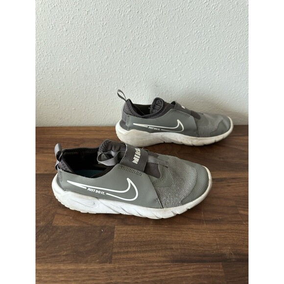 Nike Kids Grade School Flex Runner Running Shoes Size 6Y Color Gray - Picture 7 of 9